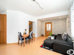 Prodej bytu 3+kk, Břeclav, Hájová, 68 m2