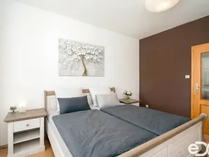 Prodej bytu 3+kk, Břeclav, Hájová, 68 m2