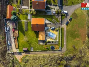 Prodej rodinného domu, Očihov, 280 m2