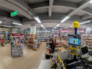 Pronájem obchodního prostoru, Znojmo, Obroková, 180 m2