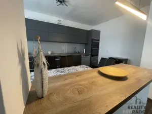 Pronájem rodinného domu, Přítluky, 260 m2