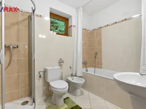 Prodej rodinného domu, Karlovy Vary, Slovenská, 137 m2