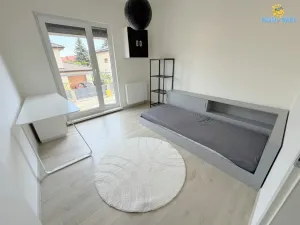 Pronájem rodinného domu, Horoměřice, Karla IV., 94 m2