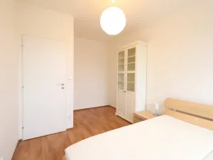 Pronájem bytu 2+kk, Praha - Kbely, Pod Nouzovem, 66 m2