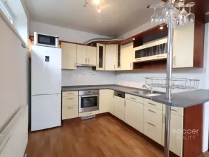 Pronájem bytu 2+kk, Praha - Kbely, Pod Nouzovem, 66 m2