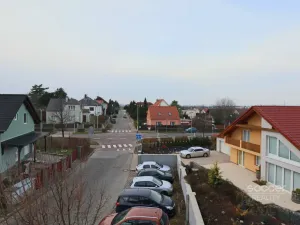 Pronájem bytu 2+kk, Praha - Kbely, Pod Nouzovem, 66 m2