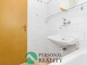 Pronájem bytu 3+1, Pardubice, Benešovo náměstí, 83 m2