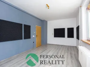 Pronájem bytu 3+1, Pardubice, Benešovo náměstí, 83 m2