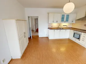 Prodej rodinného domu, Křelovice, 178 m2