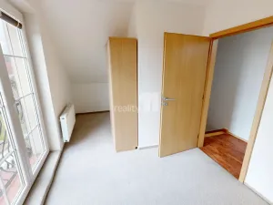 Prodej rodinného domu, Křelovice, 178 m2