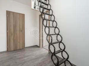 Prodej bytu 2+kk, Praha - Hlubočepy, Ke Smíchovu, 47 m2