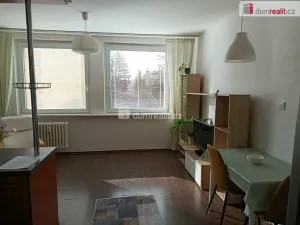 Pronájem bytu 2+kk, Praha - Modřany, Urbánkova, 43 m2