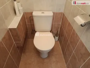 Pronájem bytu 2+kk, Praha - Modřany, Urbánkova, 43 m2