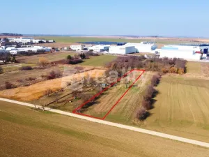 Prodej zahrady, Znojmo - Přímětice, 2719 m2