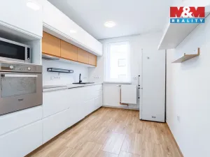 Prodej bytu 3+1, Nové Město na Moravě, Karníkova, 75 m2