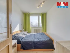 Prodej bytu 2+kk, Žebrák, Sídliště, 39 m2