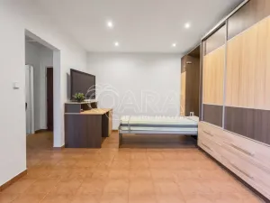 Pronájem bytu 1+1, Svoboda nad Úpou, Rýchorské sídliště, 34 m2