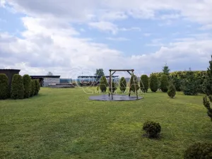 Prodej rodinného domu, Věšín, 264 m2