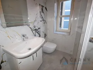 Prodej bytu 2+1, Liberec, Liliová, 149 m2