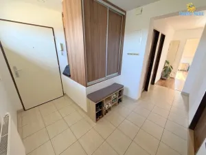 Prodej bytu 4+1, Praha - Březiněves, Bezinková, 110 m2