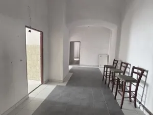 Pronájem kanceláře, Blatná, náměstí Míru, 370 m2