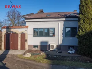 Prodej rodinného domu, Milovice, 249 m2