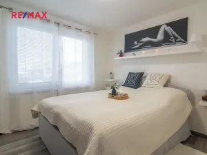 Prodej rodinného domu, Milovice, 249 m2