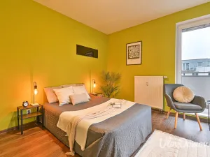 Pronájem bytu 1+kk, Praha - Záběhlice, Mikanova, 33 m2