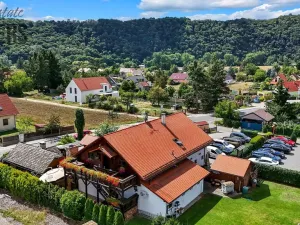 Prodej rodinného domu, Hlásná Třebaň, Karlštejnská, 163 m2