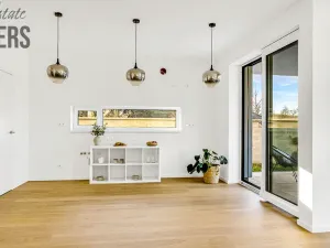 Prodej rodinného domu, Tursko, Jezdecká, 214 m2