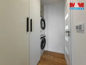 Pronájem bytu 2+kk, Karlovy Vary, Krymská, 54 m2