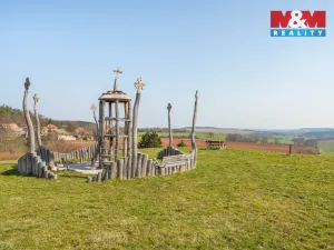 Prodej rodinného domu, Líský, 240 m2