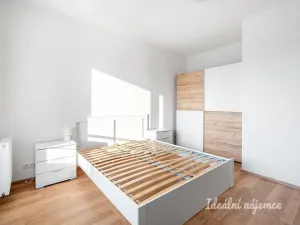 Pronájem bytu 3+kk, Praha - Letňany, Hlučkova, 74 m2