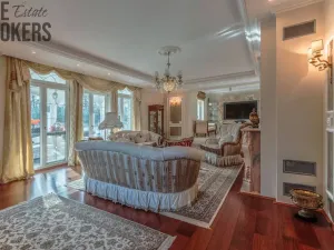 Prodej rodinného domu, Praha - Dolní Měcholupy, U přejezdu, 359 m2