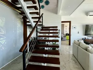 Prodej rodinného domu, Coxen Hole, Roatán, Honduras, 371 m2