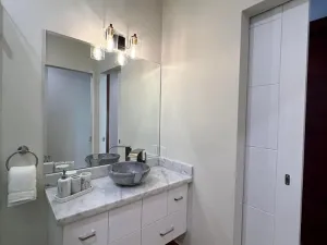 Prodej bytu 3+1, Coxen Hole, Roatán, Honduras, 139 m2