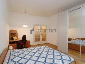 Pronájem bytu 2+1, Praha, Lucemburská, 81 m2