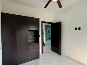 Prodej rodinného domu, Coxen Hole, Roatán, Honduras, 90 m2