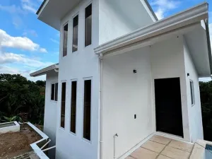 Prodej rodinného domu, Coxen Hole, Roatán, Honduras, 90 m2