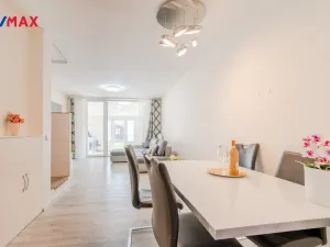 Prodej rodinného domu, Nupaky, K Parku, 115 m2