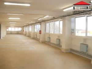 Pronájem skladu, Praha - Horní Počernice, Ve žlíbku, 127 m2