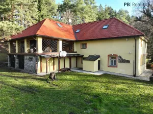 Prodej rodinného domu, Křemže, 450 m2