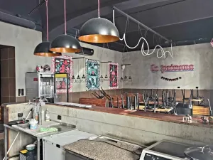 Pronájem obchodního prostoru, Praha - Staré Město, Dlouhá, 86 m2