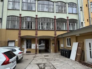 Pronájem bytu 1+kk, Praha, Husitská, 14 m2