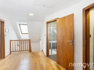 Prodej rodinného domu, Jesenice, Zvonková, 230 m2