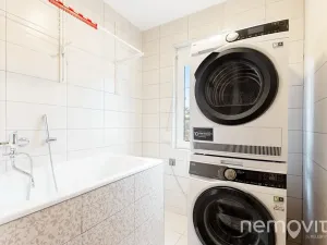 Prodej rodinného domu, Jesenice, Zvonková, 230 m2