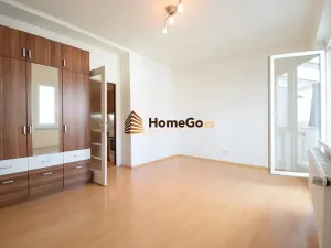 Pronájem bytu 1+1, Praha - Nusle, U gymnázia, 45 m2