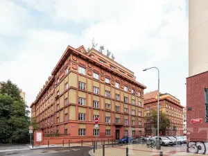 Prodej bytu 2+1, Praha - Holešovice, Tusarova, 69 m2