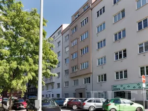 Prodej bytu 2+kk, Praha - Holešovice, U garáží, 44 m2