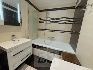 Pronájem bytu 3+kk, Praha - Stodůlky, V hůrkách, 78 m2